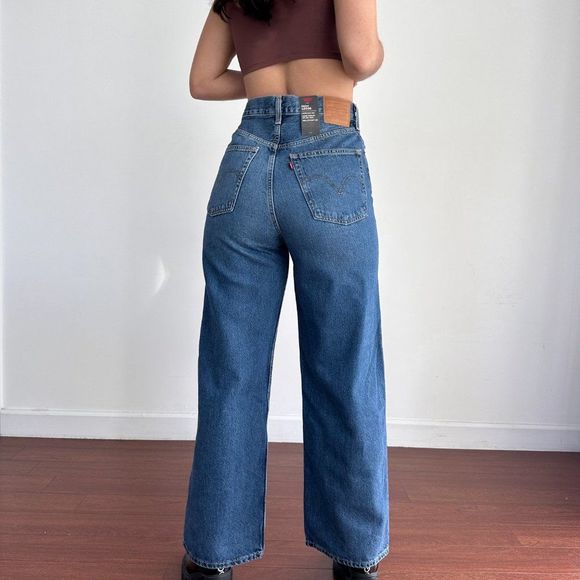 NWT Levi's high waist wide leg jeans - Picture 5 of 9